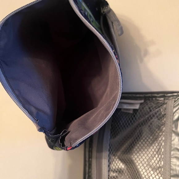 Pottery Barn Navy Solar System Large Backpack, Lunchbox, Pouch, & Bottle Bundle - Picture 7 of 16